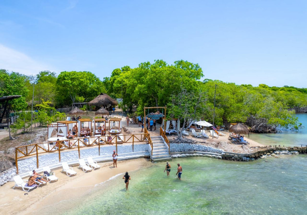 Encantada Beach Club