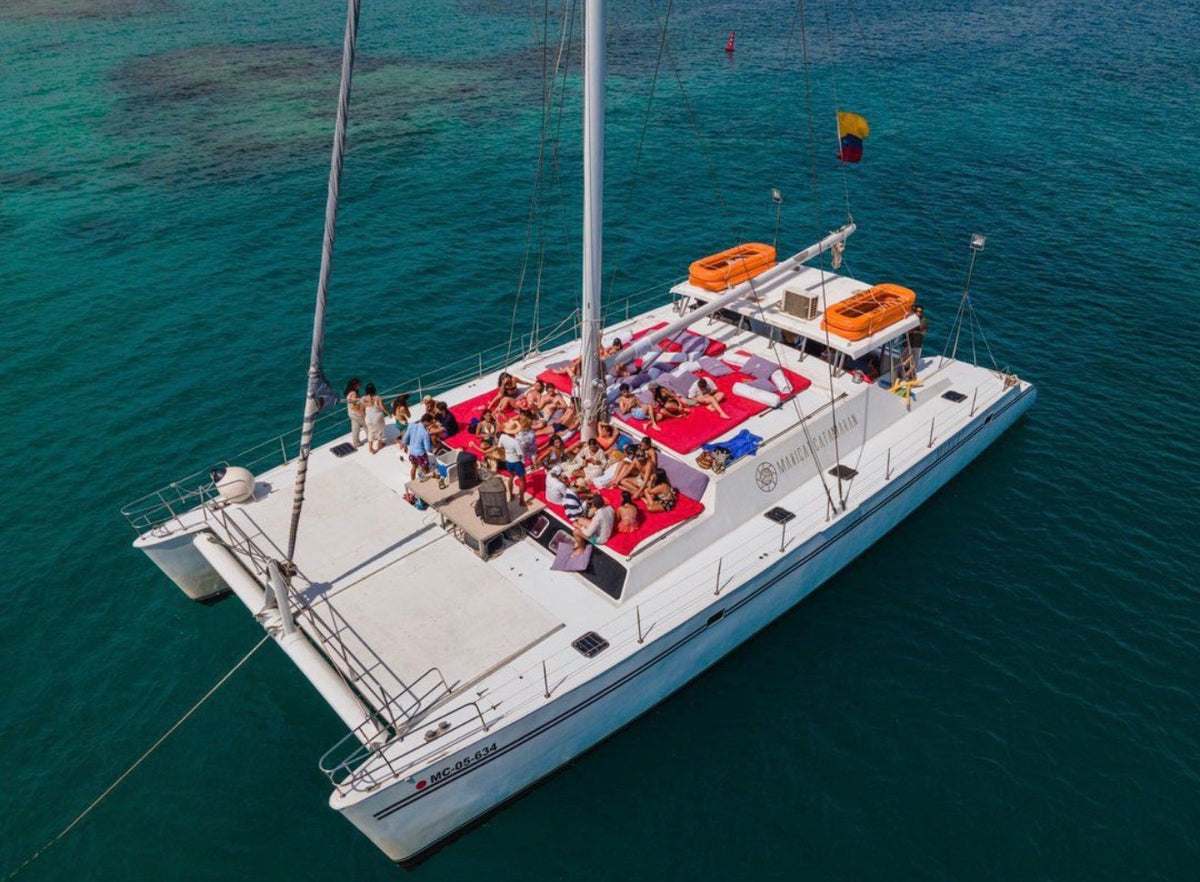CATAMARAN - 80 PAX (FESTIVAL COLECTIVO)