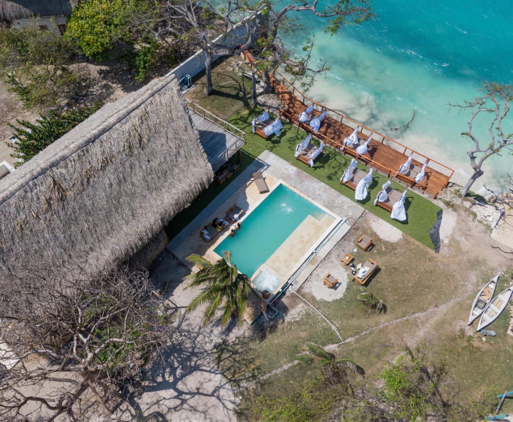 3 ISLAS ( Ibbiza - Bela Beach -
Mulata )