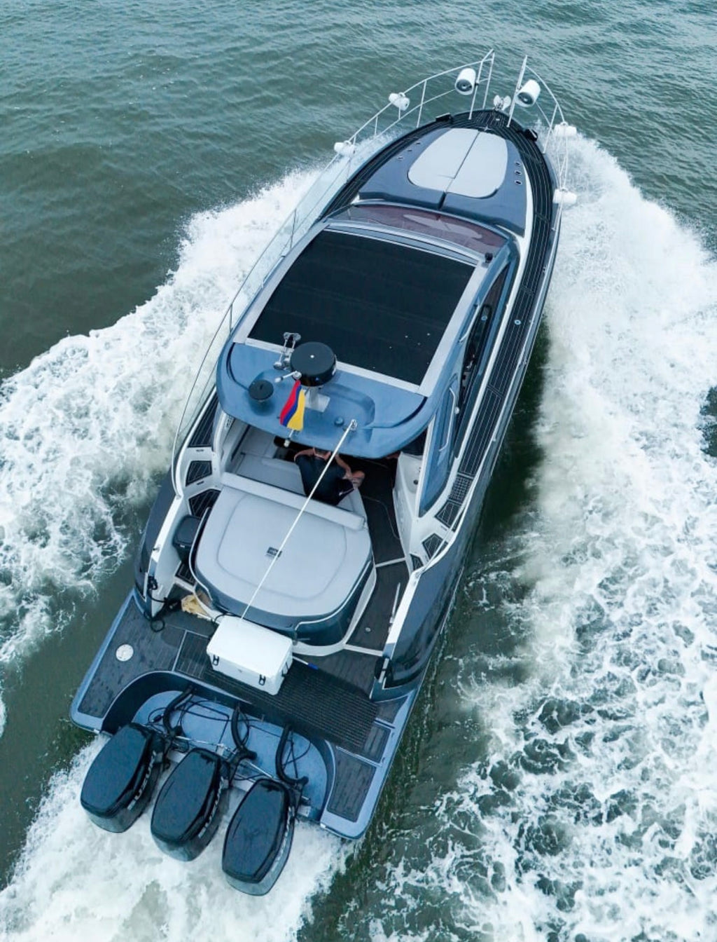YATE 35FT - 10PAX (FESTIVAL)
