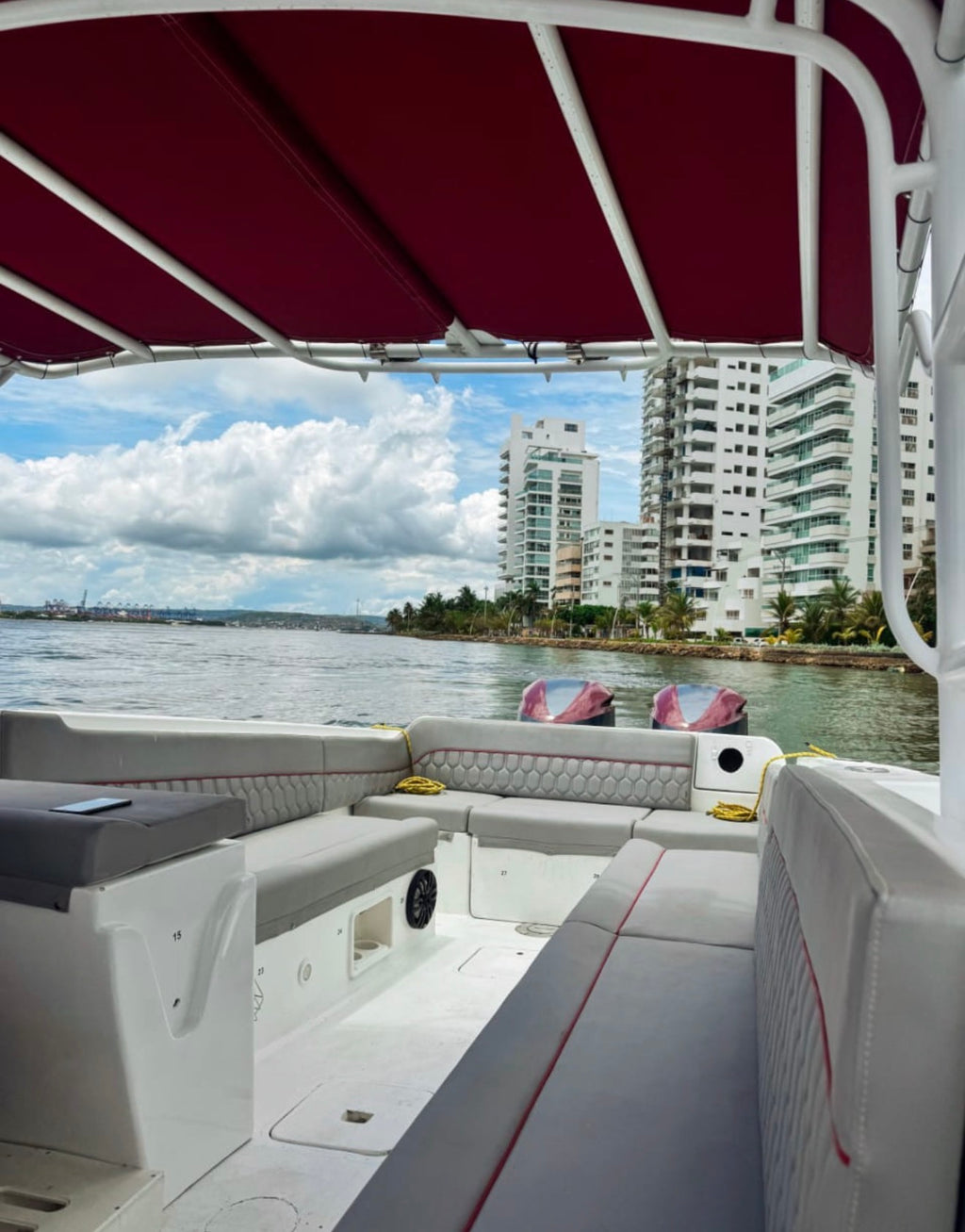 BOTE DEPORTIVO | 27 PERSONAS